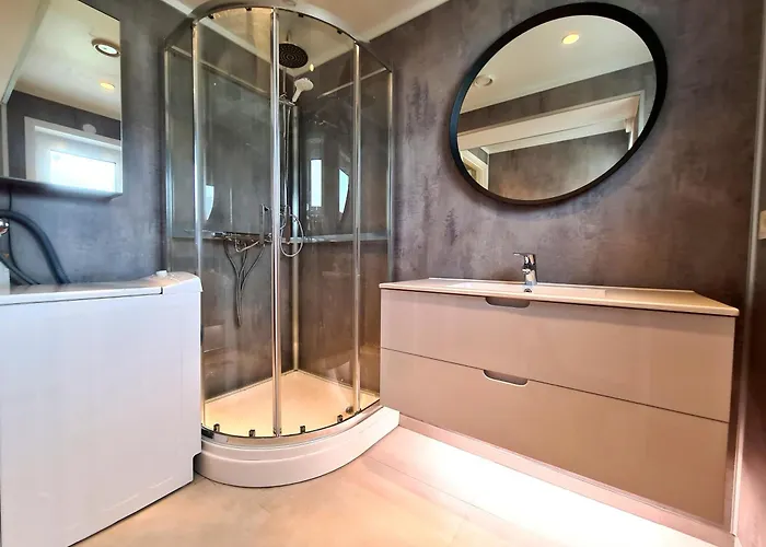 Aurora Premium Apartment,