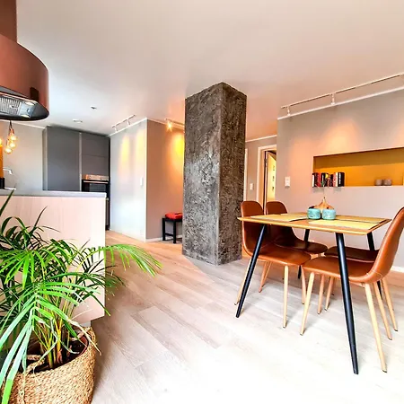 Aurora Premium Apartment,